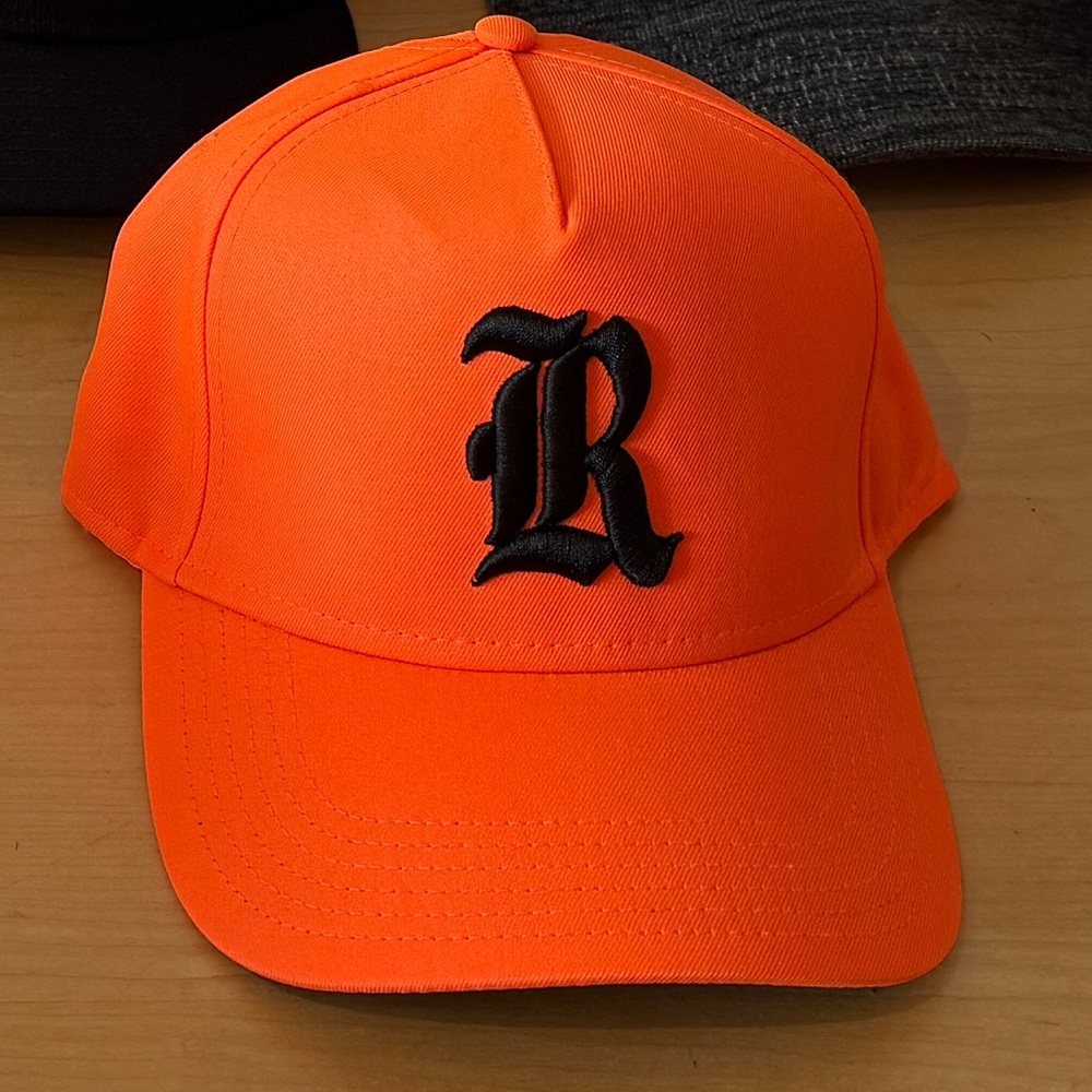 Rare Roses hat